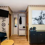 Weronika - Podgrzewany Basen Zewnetrzny Sniadanie I Jacuzzi W Cenie 度假村