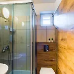 Weronika - Podgrzewany Basen Zewnetrzny Sniadanie I Jacuzzi W Cenie 度假村 *