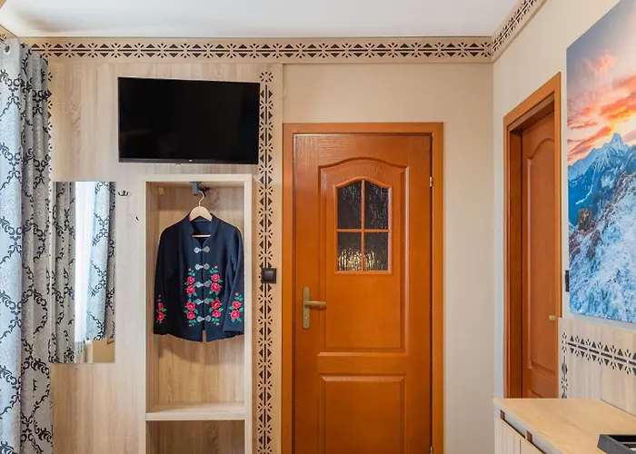 Weronika Ośrodek wypoczynkowy *